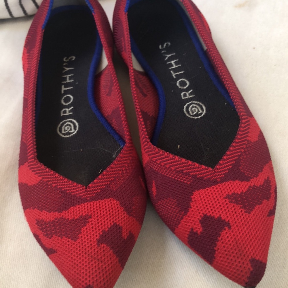 Size 8 and like new!